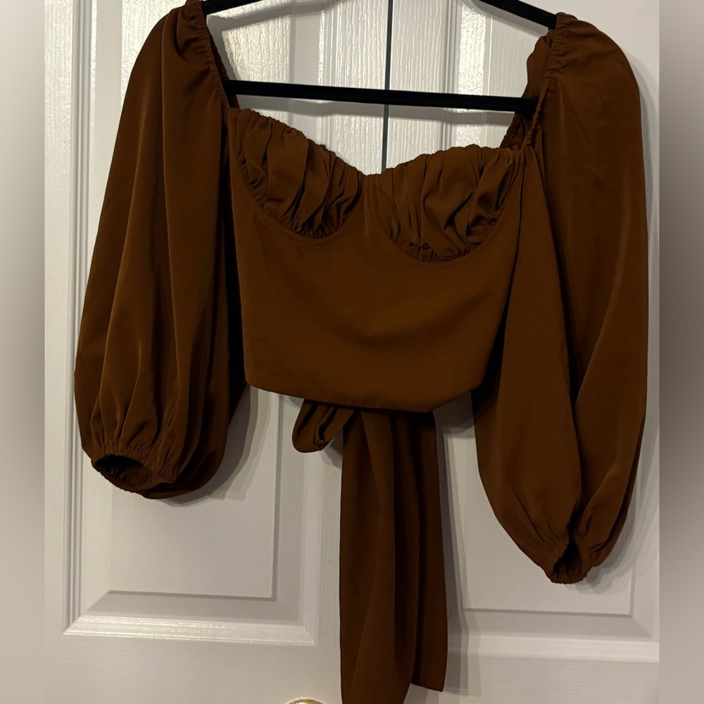 TWELFTH TRIBE WOMENS TOP, CROPPED, BROWN, size medium